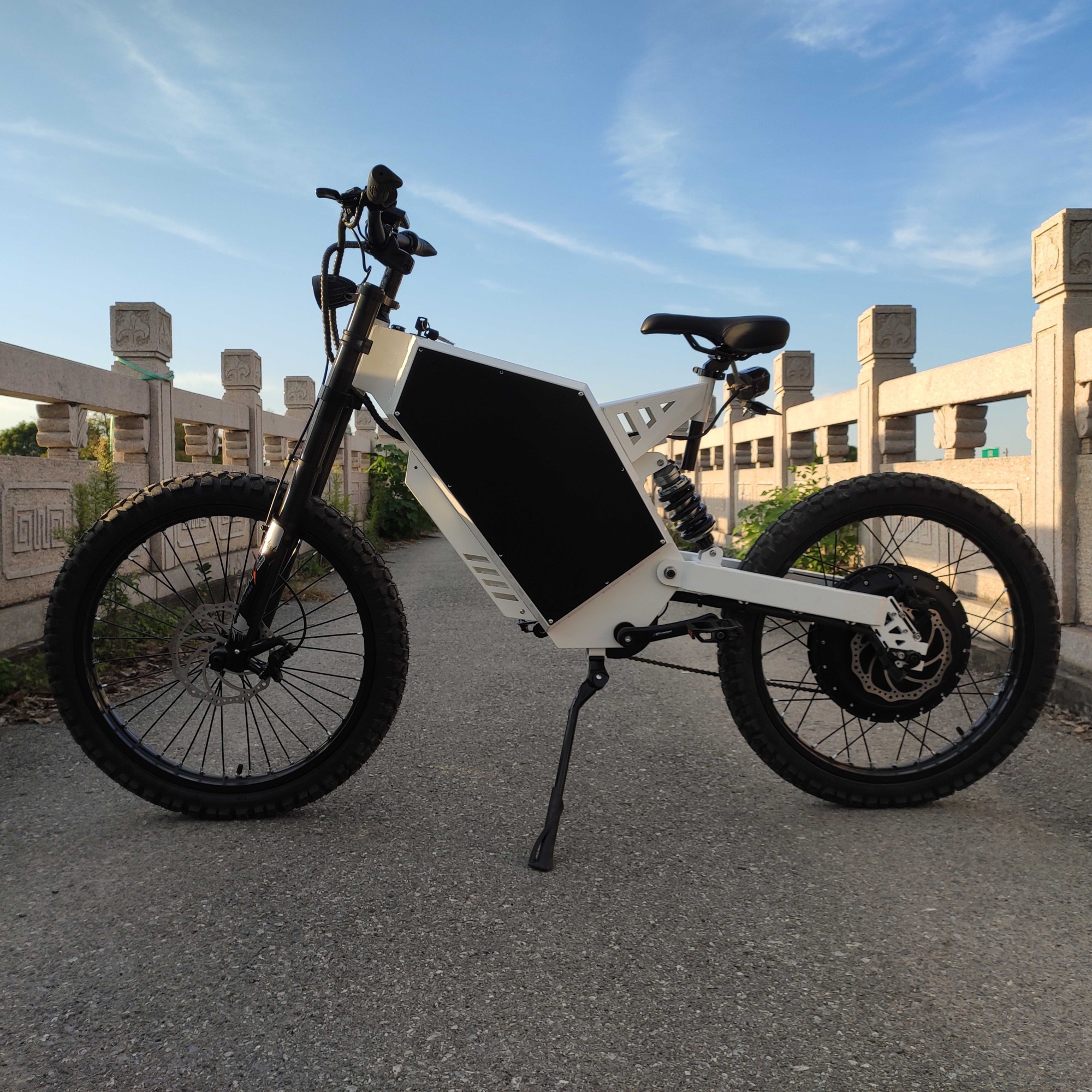 SS30 3000W 72V 26AH Mountain Bike Super Speed Motorcycle High Quality